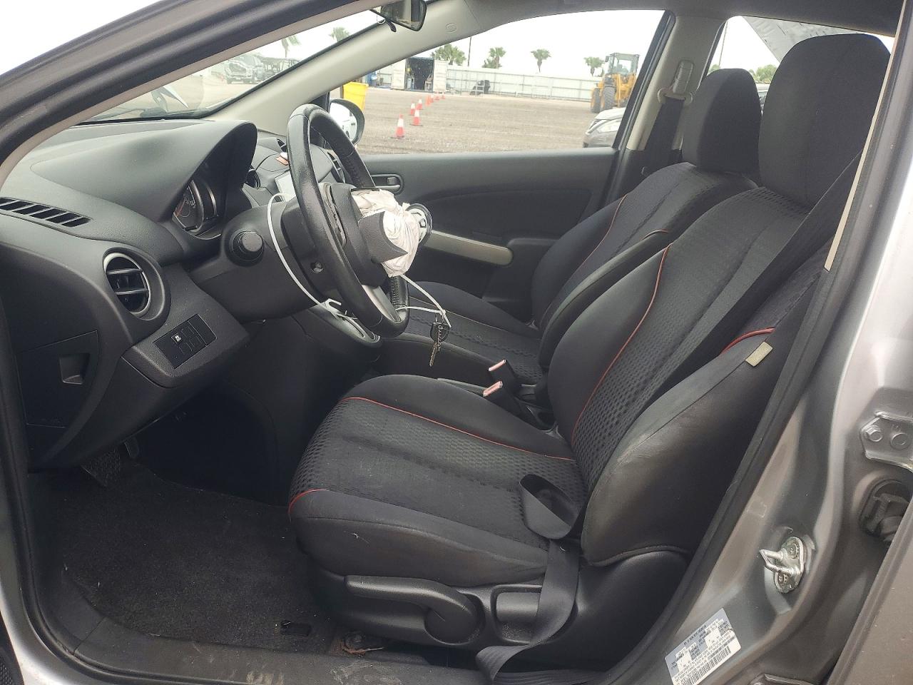 MAZDA MAZDA2 2012 — 8