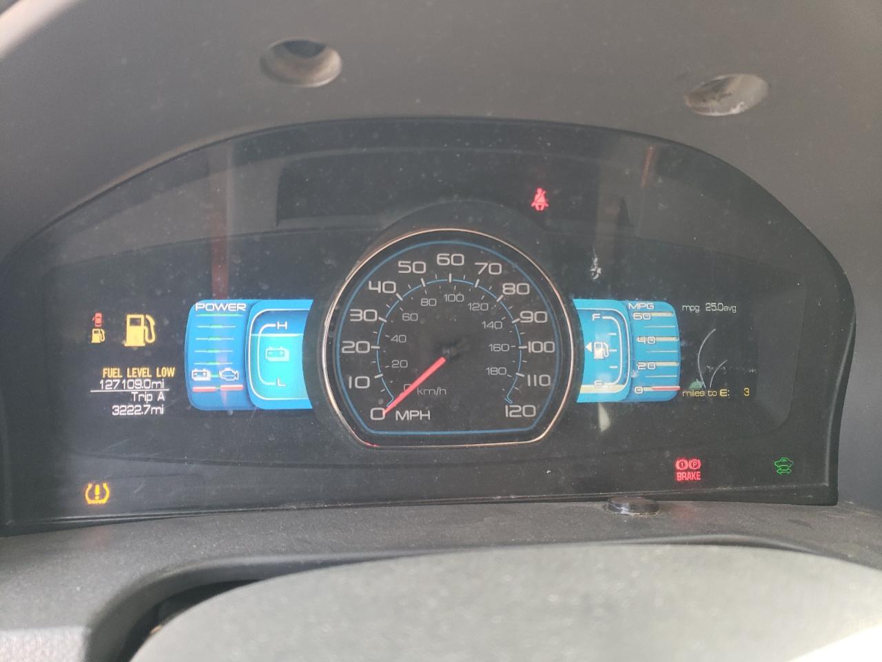 FORD FUSION 2012 — 10