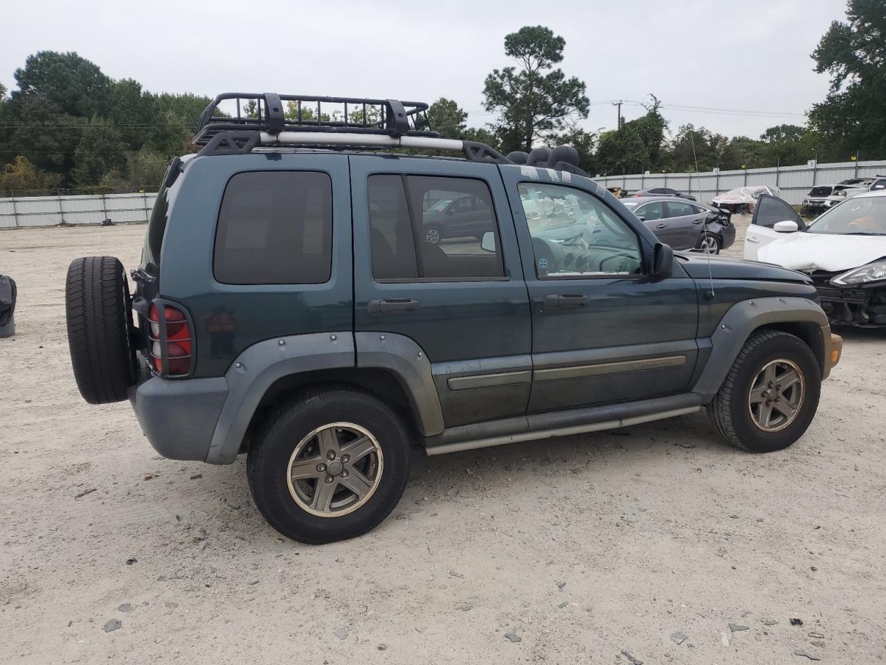 JEEP LIBERTY 2005 — 4