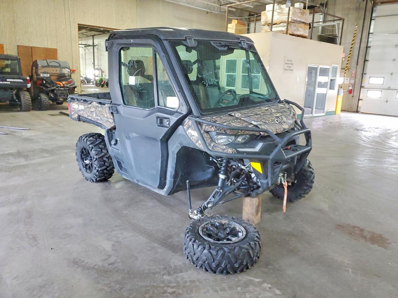 2020 CAN-AM DEFENDER LIMITED CAB HD10