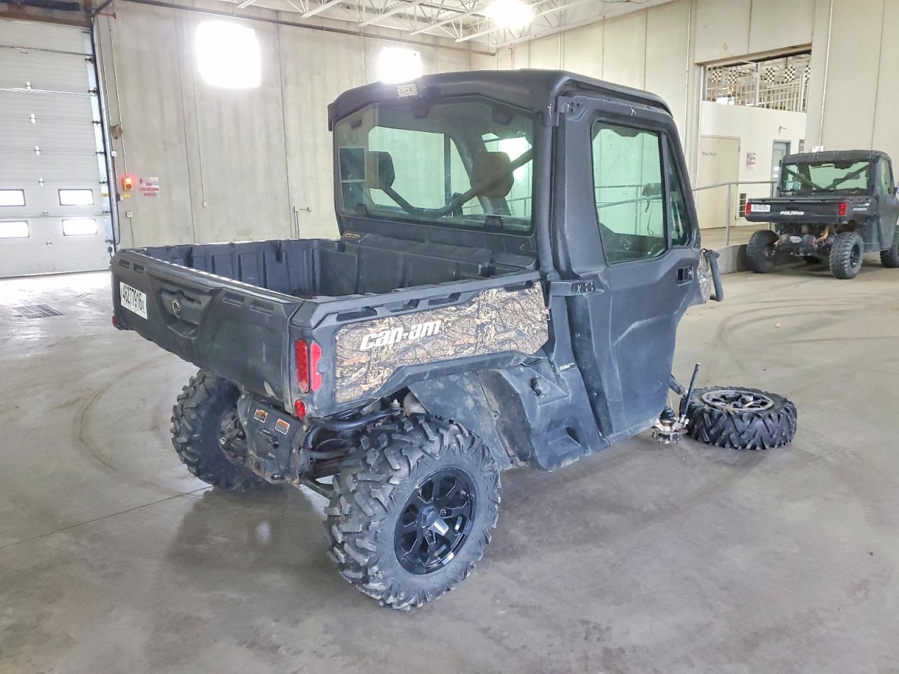 2020 CAN-AM DEFENDER LIMITED CAB HD10