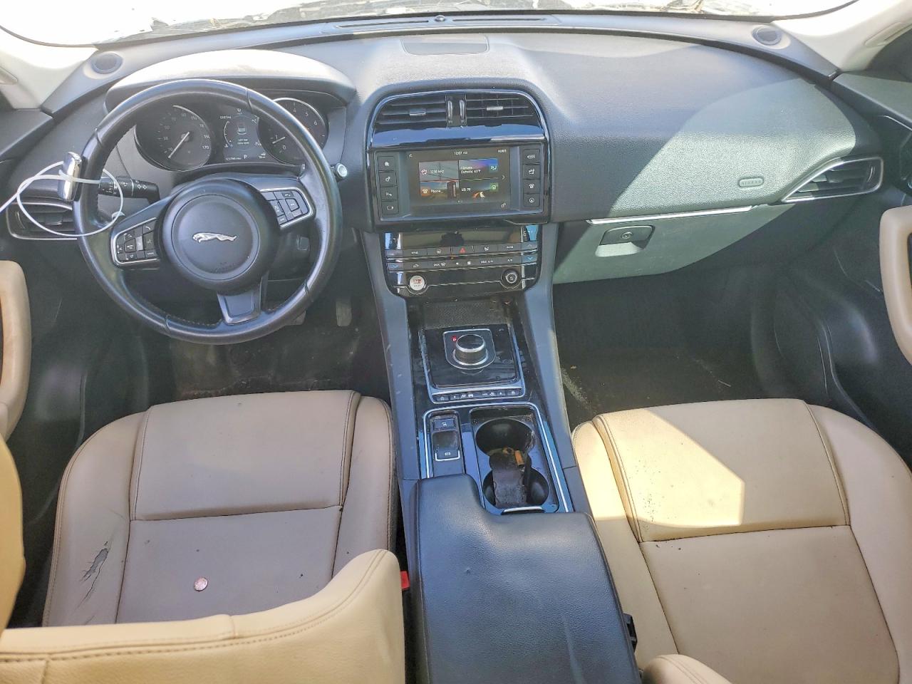 JAGUAR F-PACE 2018 — 9
