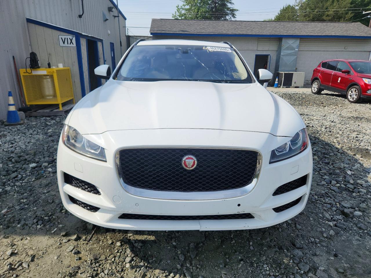 JAGUAR F-PACE 2018 — 6