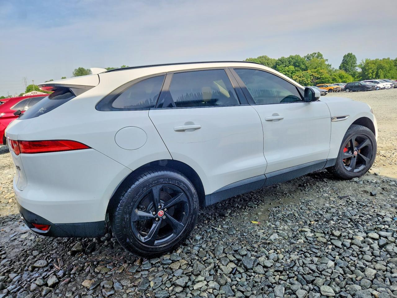 JAGUAR F-PACE 2018 — 4