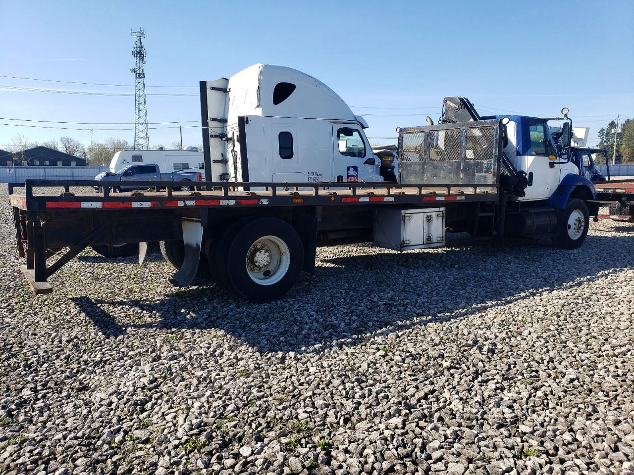 INTERNATIONAL 7000 2005 — 5