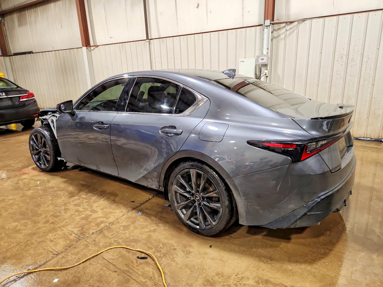 LEXUS IS 350 2023 — 3