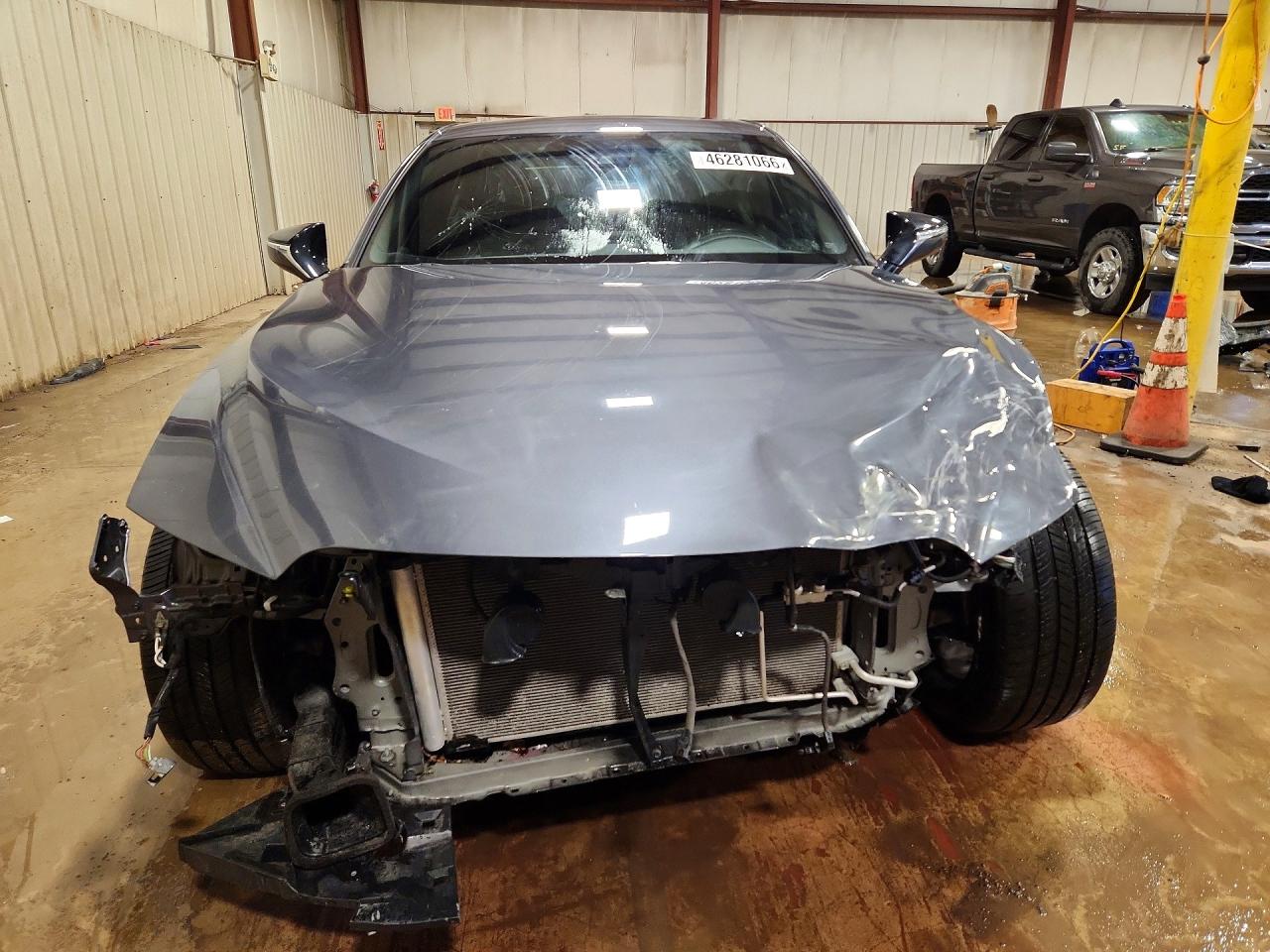 LEXUS IS 350 2023 — 6