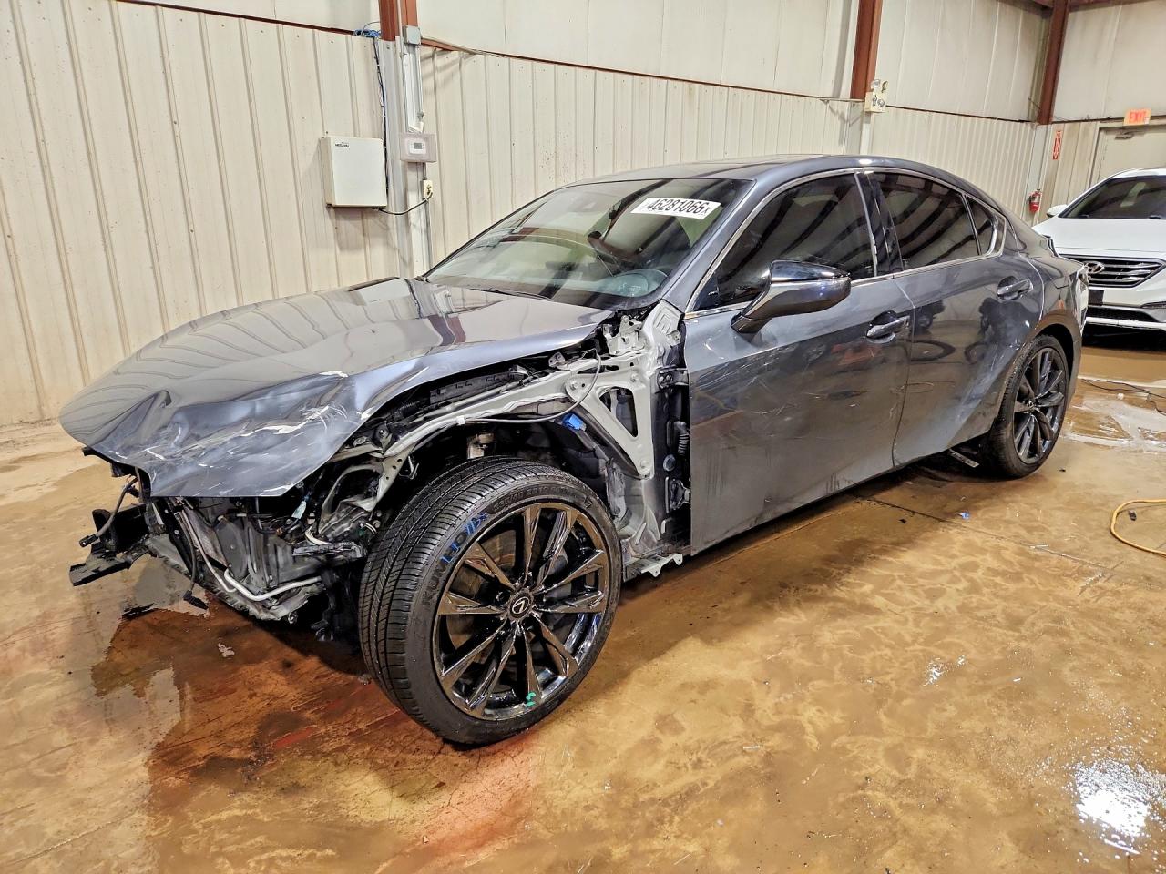 LEXUS IS 350 2023 — 2
