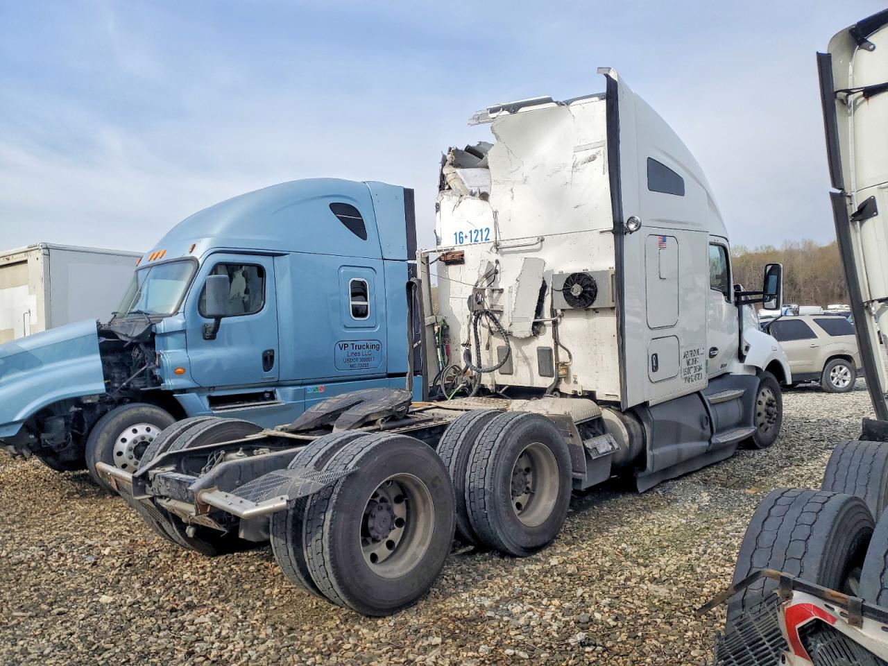 KENWORTH CONSTRUCTION 2016 — 5
