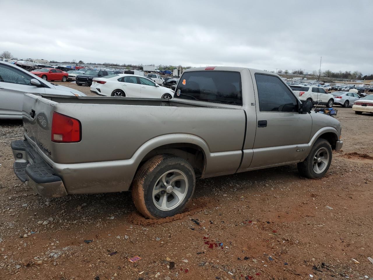 GMC SONOMA 1999 — 4