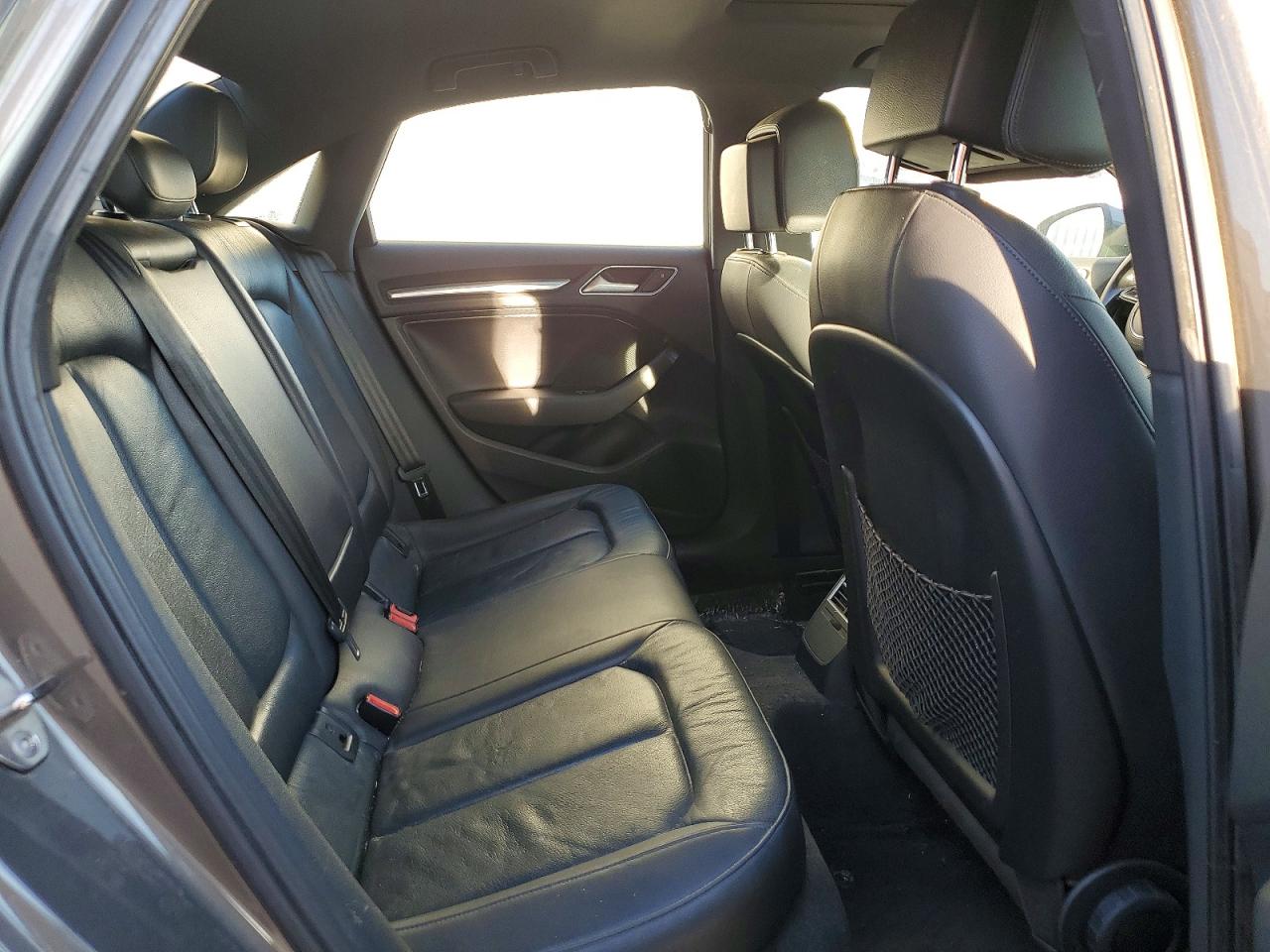 AUDI A3 2015 — 11