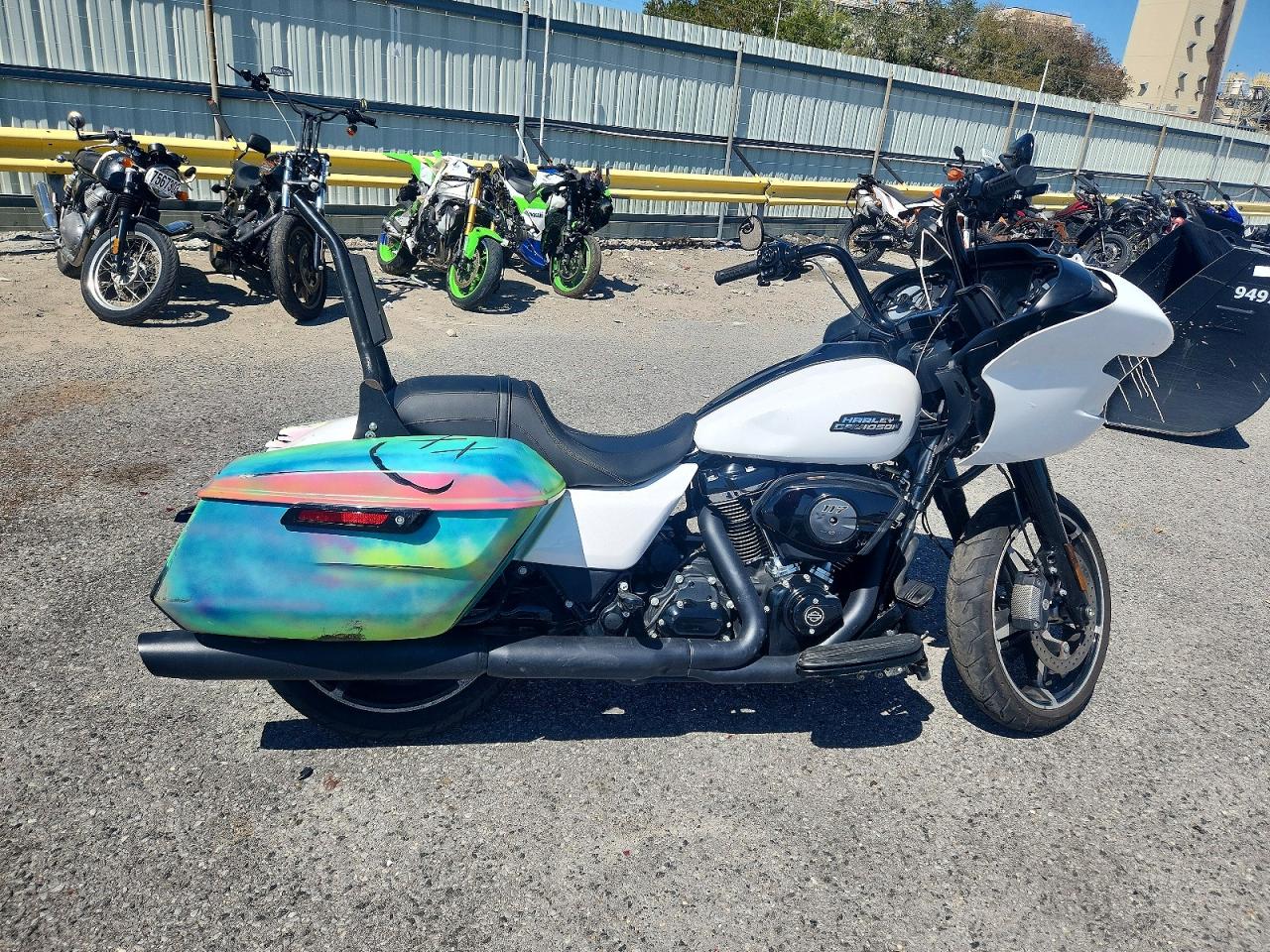HARLEY DAVIDSON FLTRX 2024 — 2