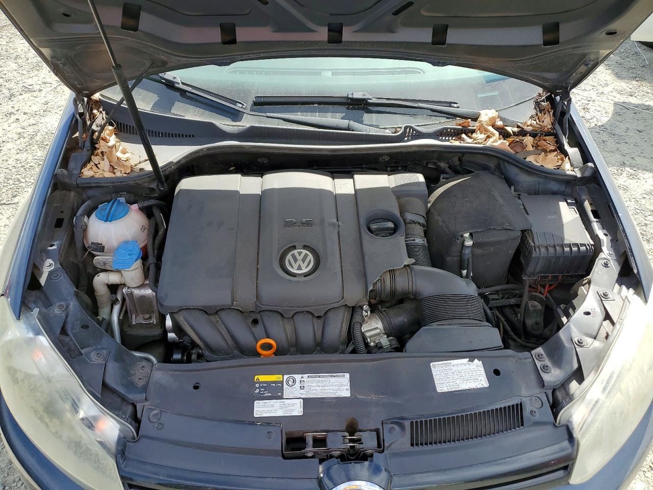 VOLKSWAGEN GOLF 2013 — 12