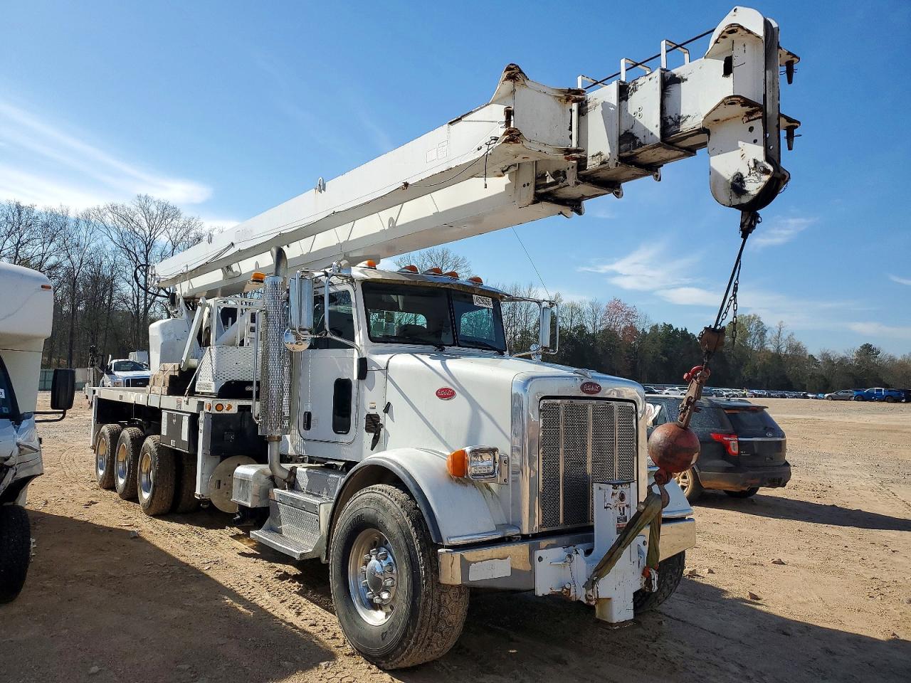 2012 PETERBILT 365
