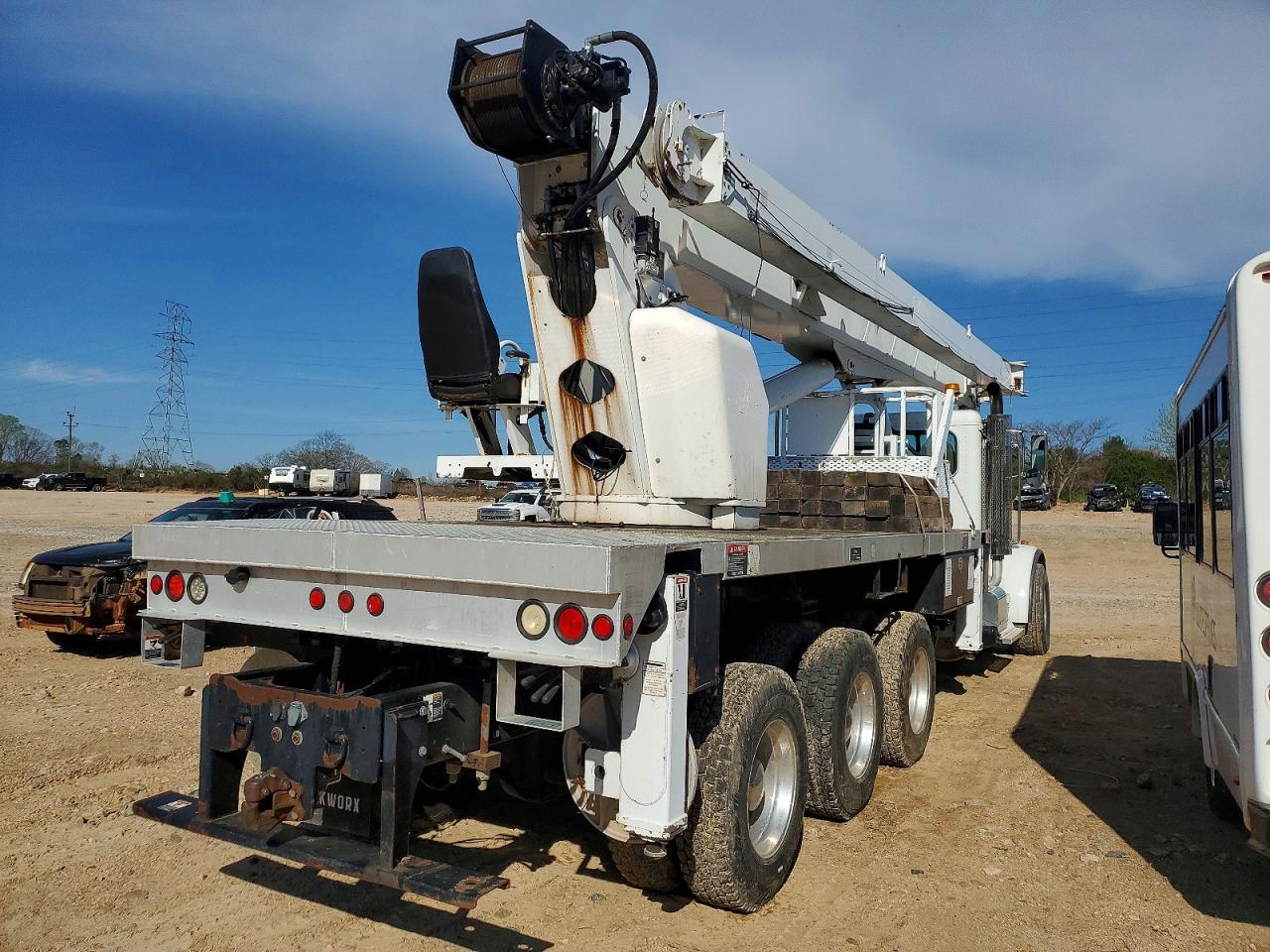 2012 PETERBILT 365