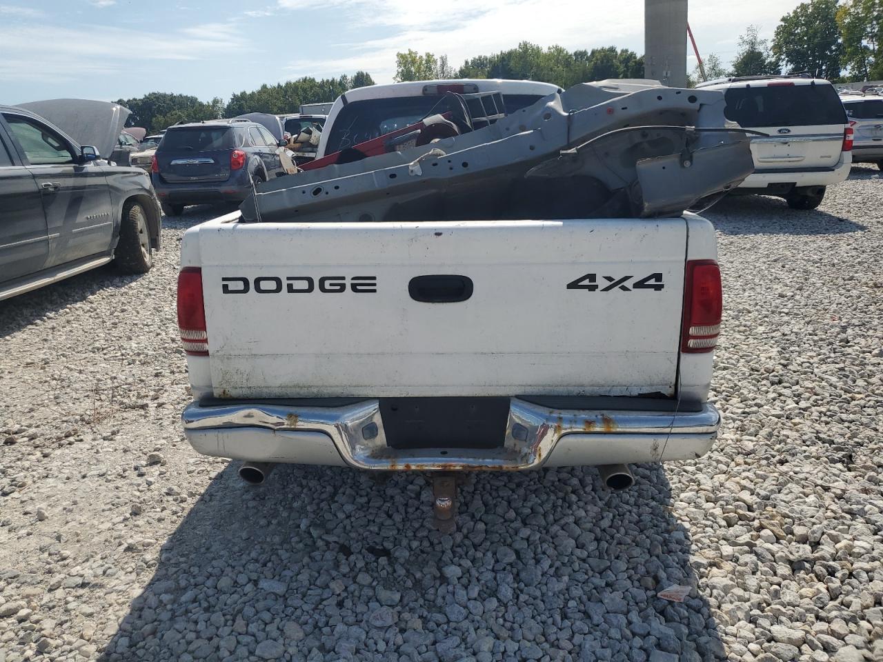 DODGE DAKOTA 2002 — 7