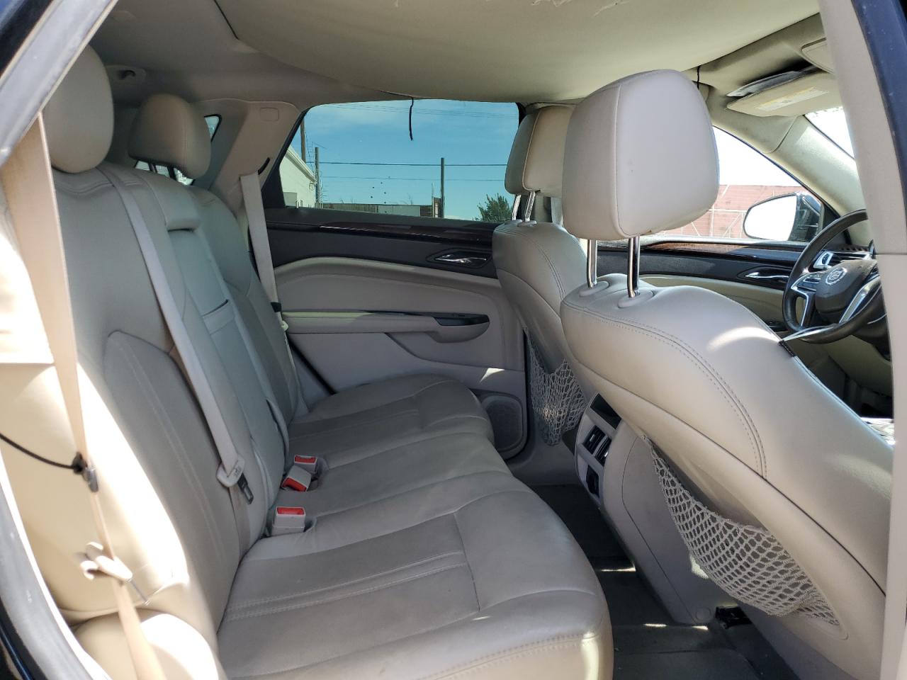 CADILLAC SRX 2015 — 12