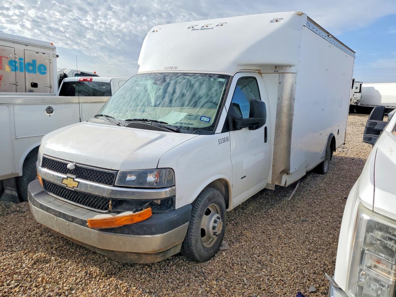 CHEVROLET EXPRESS G3500 2022 — 2