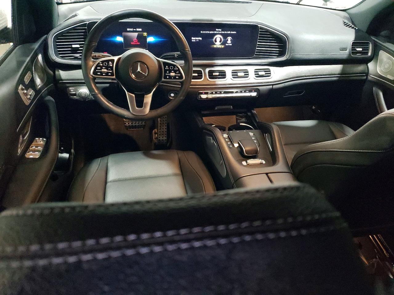MERCEDES-BENZ GLS 2023 — 9