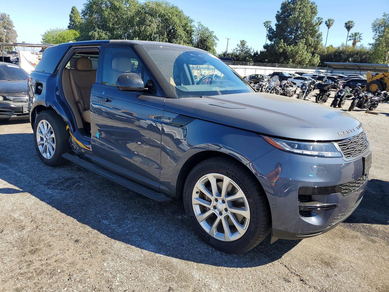 2024 LAND ROVER RANGE ROVER SPORT SE