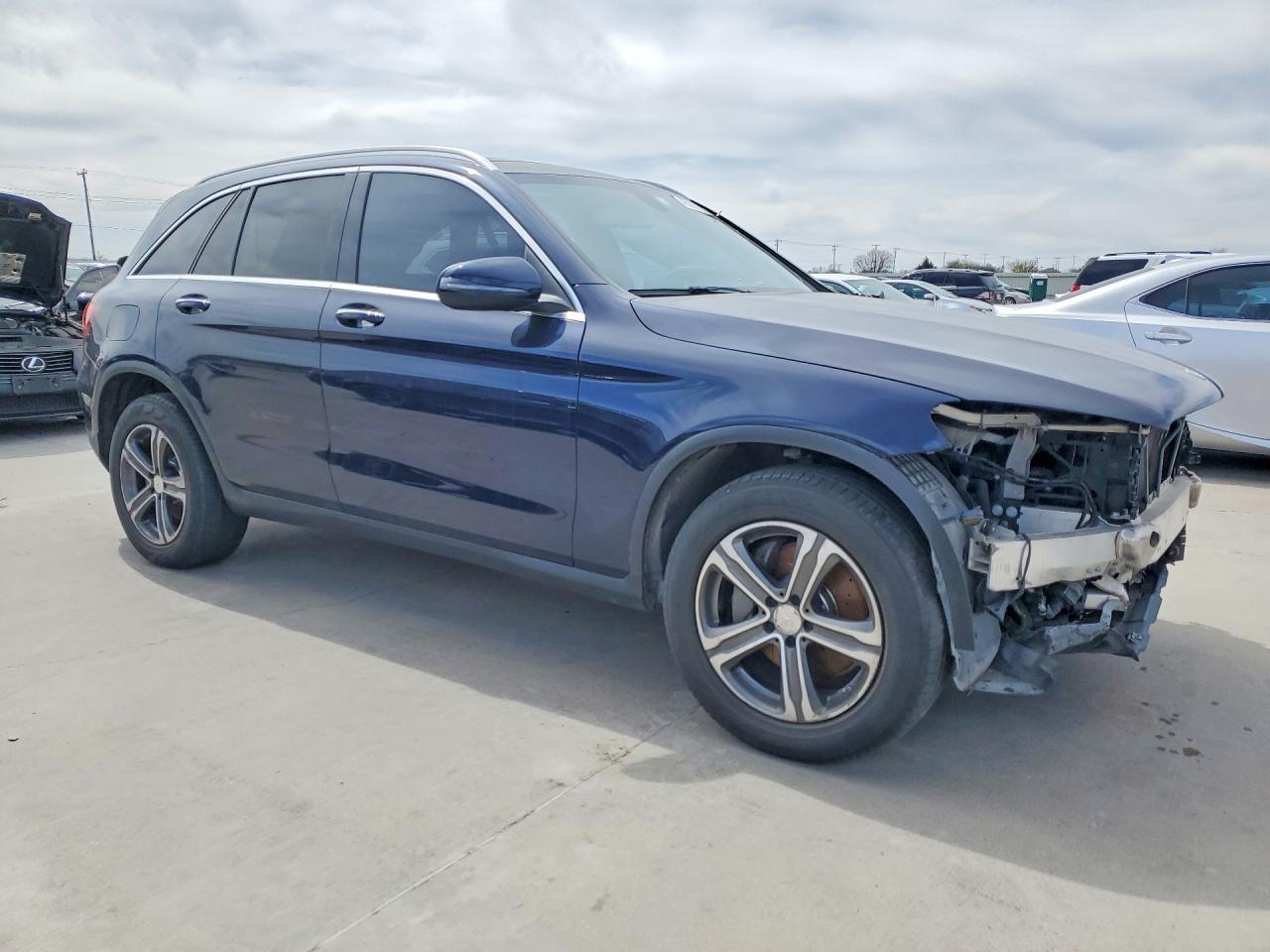 2016 MERCEDES BENZ GLC 300 4MATIC