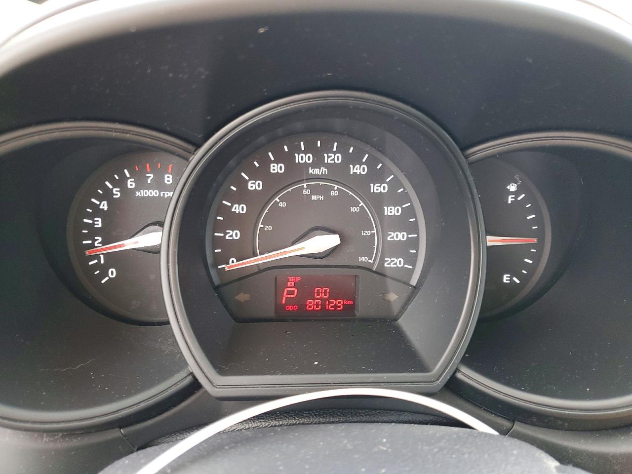 KIA RIO 2013 — 10