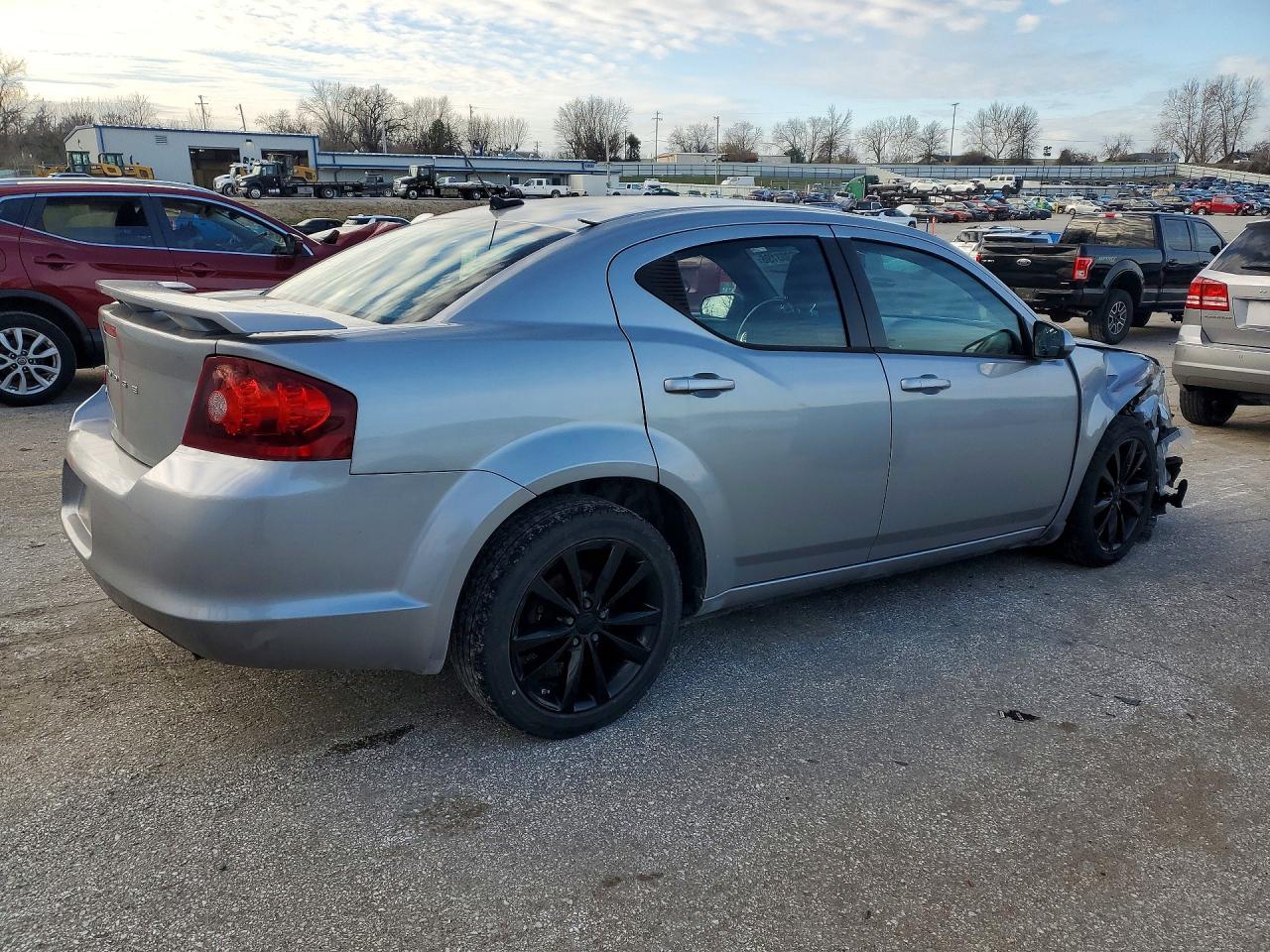 DODGE AVENGER 2014 — 4