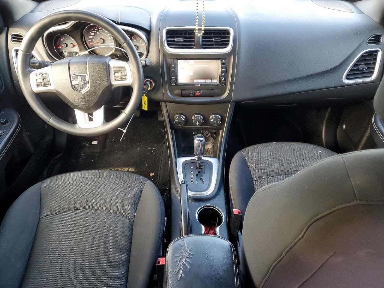 DODGE AVENGER 2014 — 9