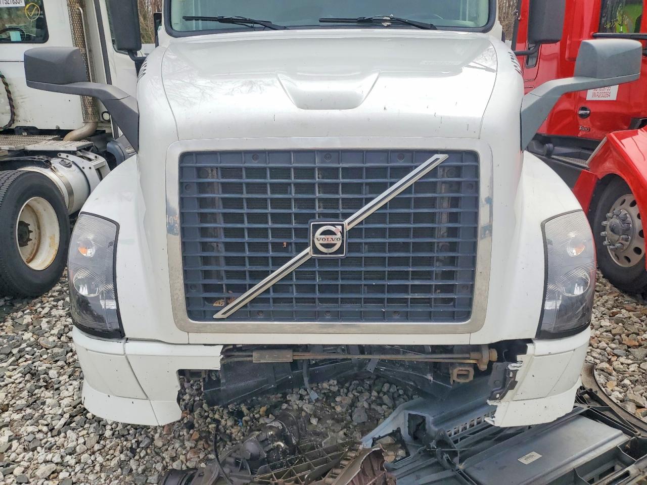 VOLVO VN 2015 — 8