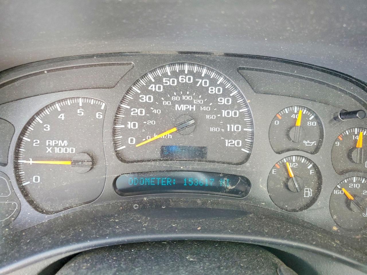 CHEVROLET TAHOE 2005 — 10