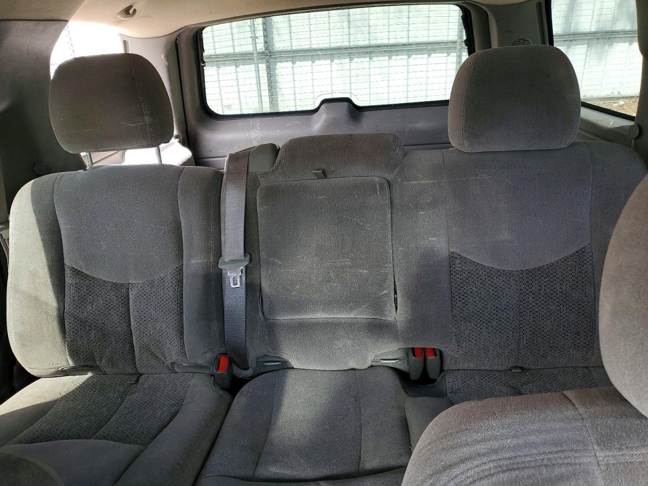 CHEVROLET TAHOE 2005 — 11