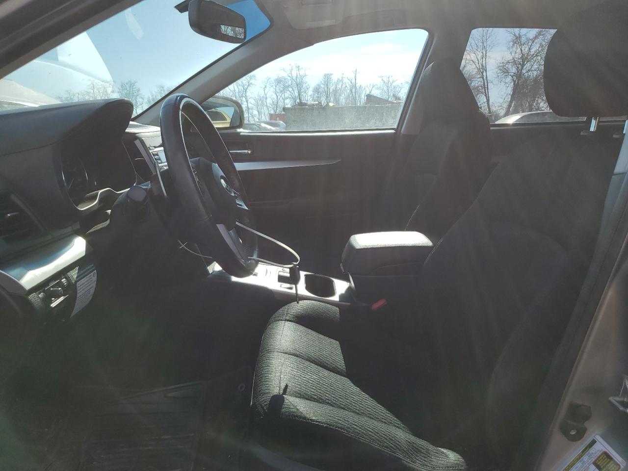 SUBARU OUTBACK 2011 — 8