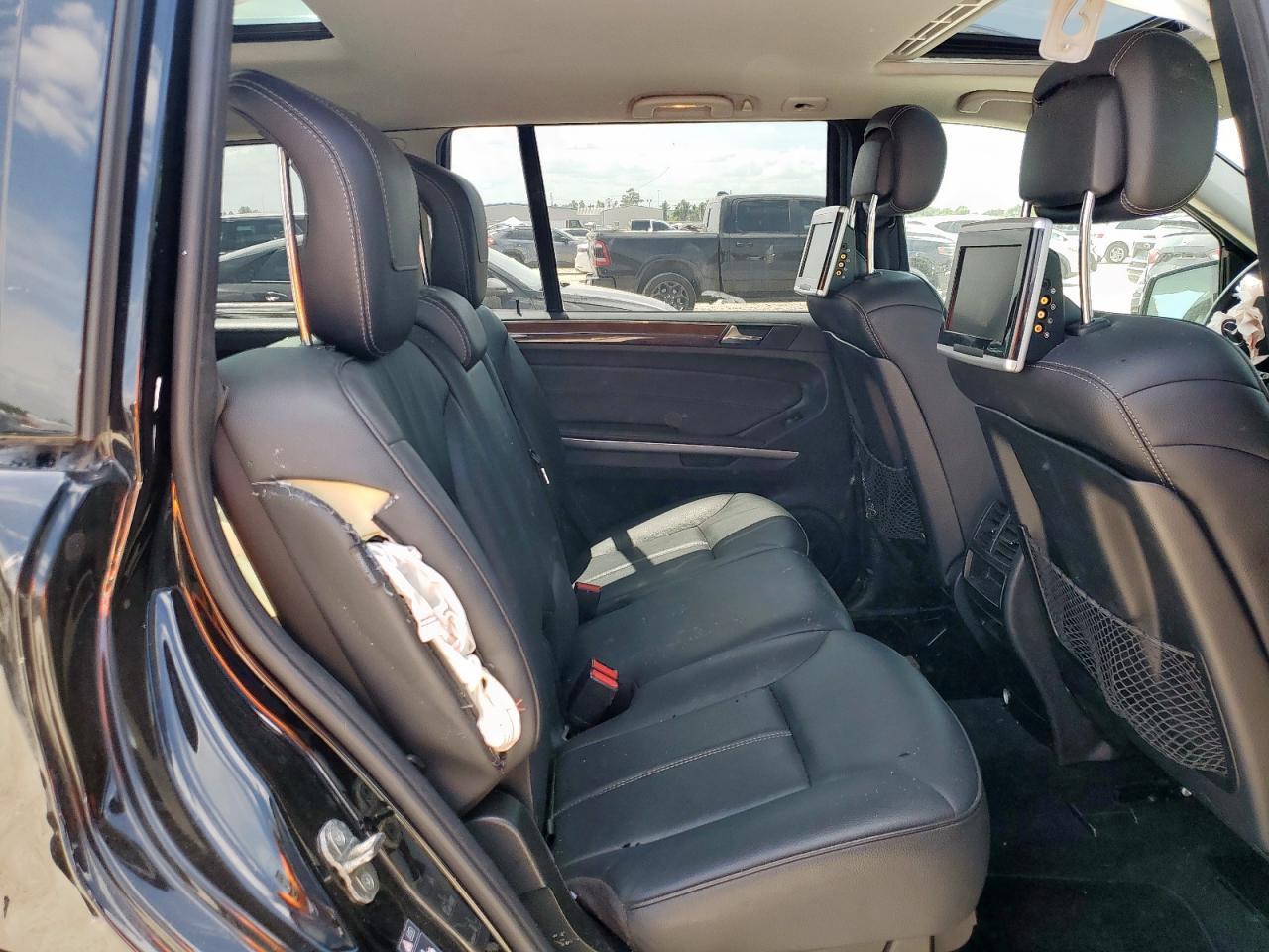 MERCEDES-BENZ GL 2011 — 12