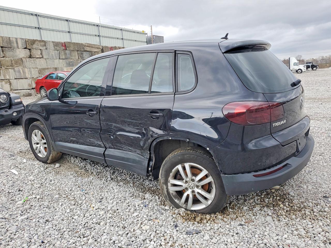 VOLKSWAGEN TIGUAN 2014 — 3