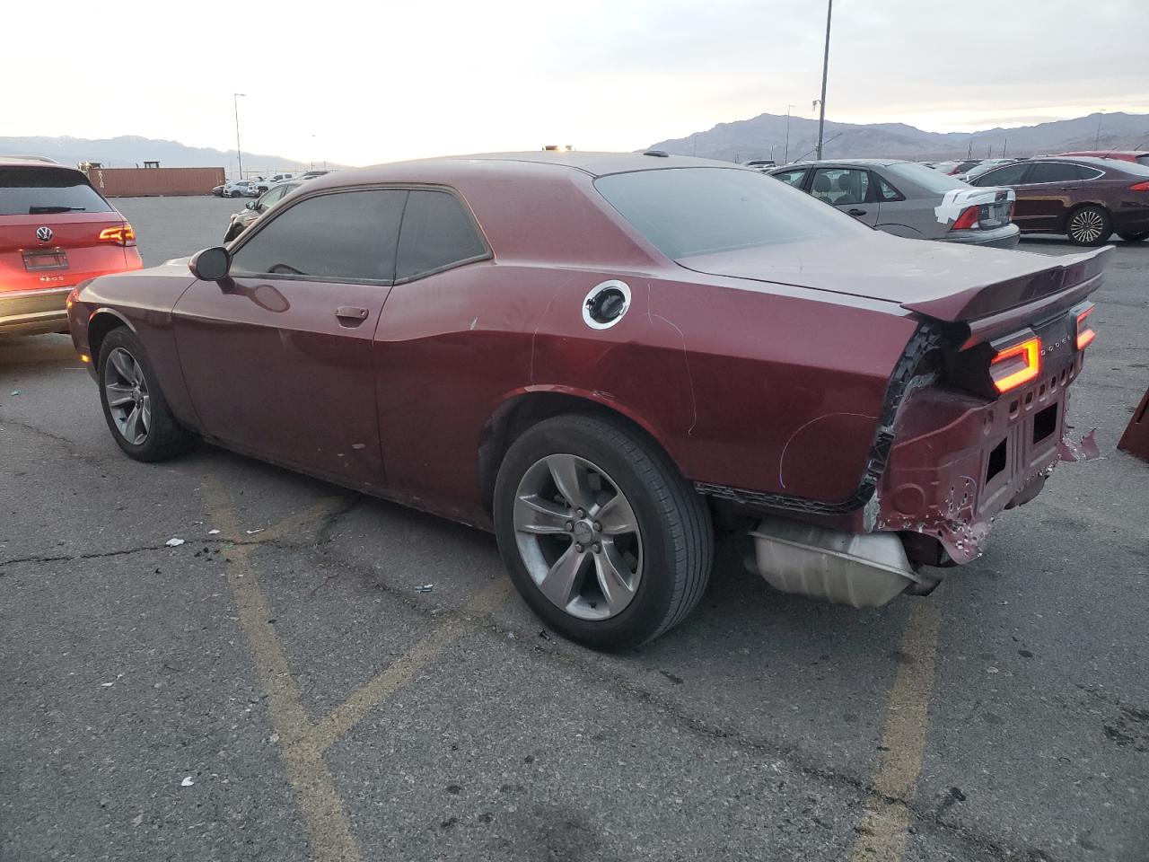 DODGE CHALLENGER 2020 — 3