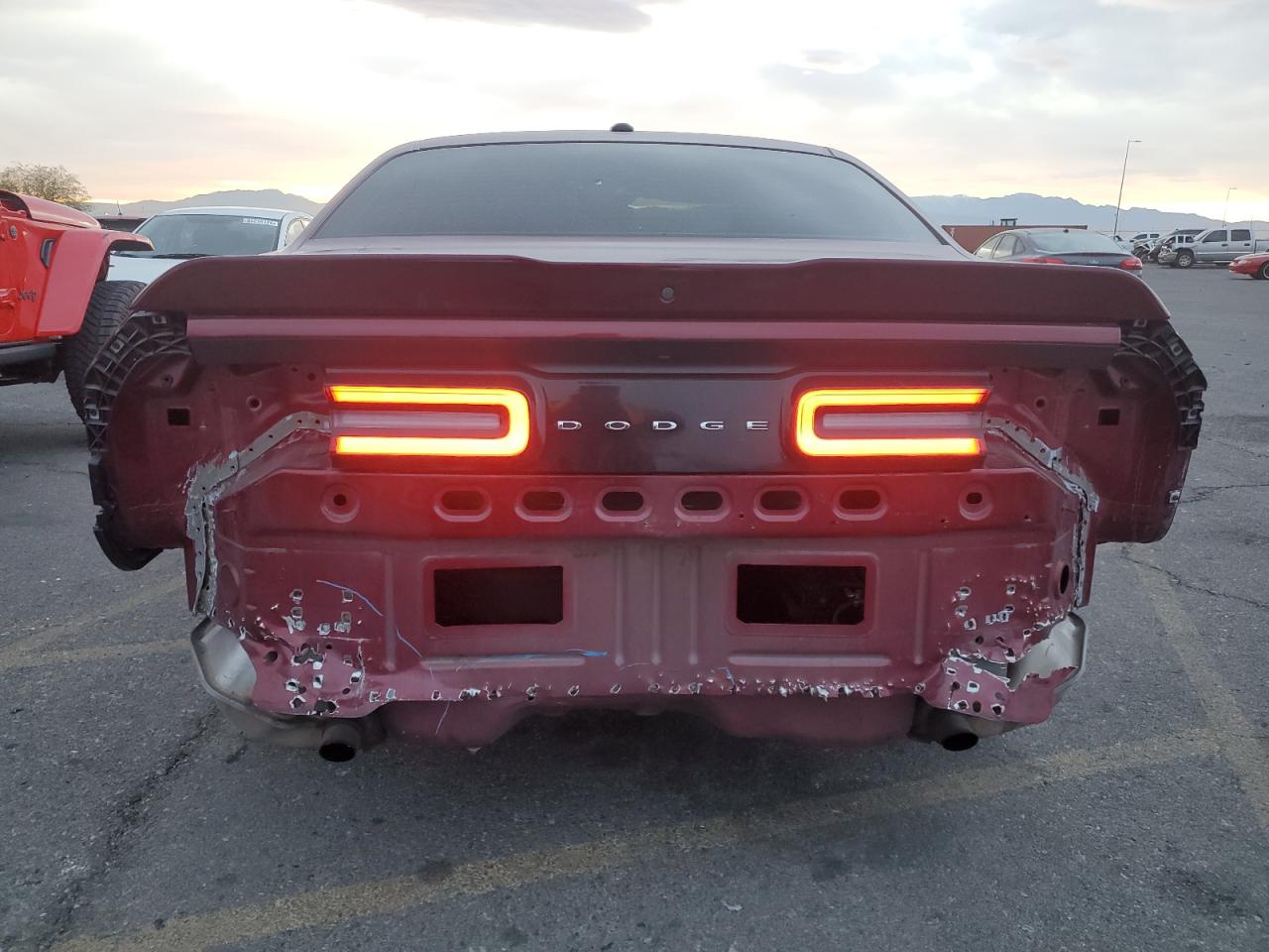 DODGE CHALLENGER 2020 — 7