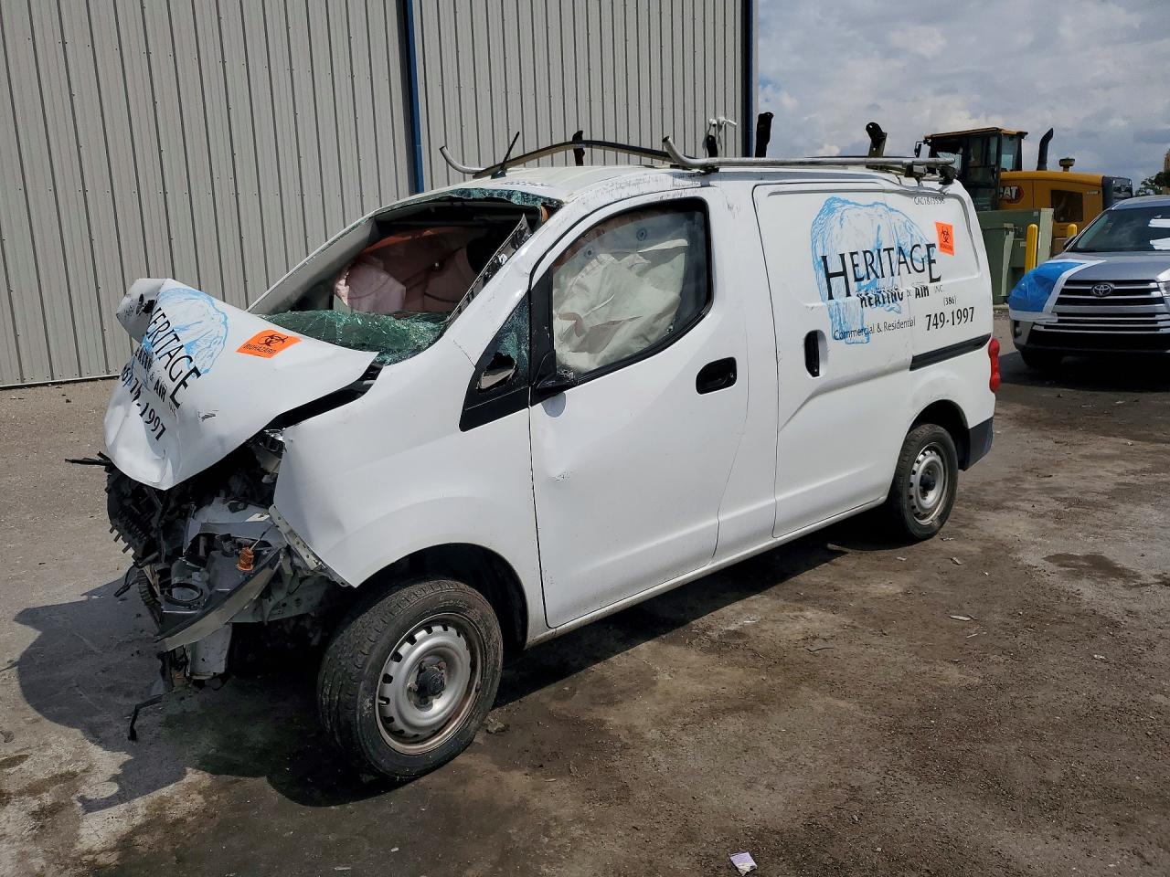 2019 NISSAN NV200 S