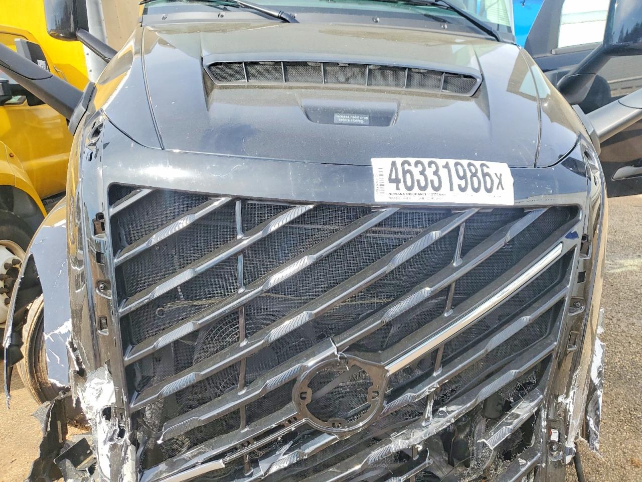 VOLVO VNL 2025 — 8