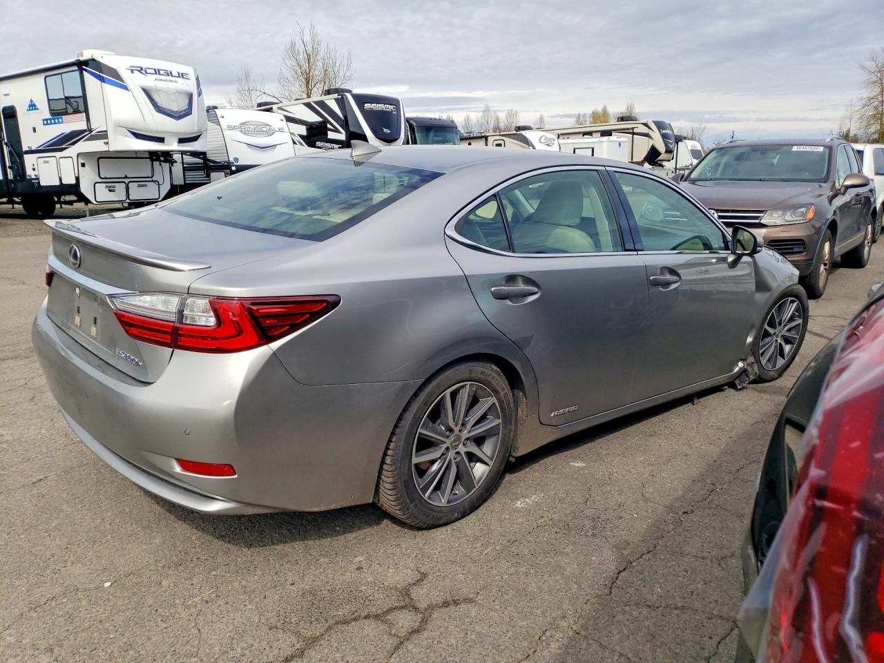 LEXUS ES 300H 2018 — 4