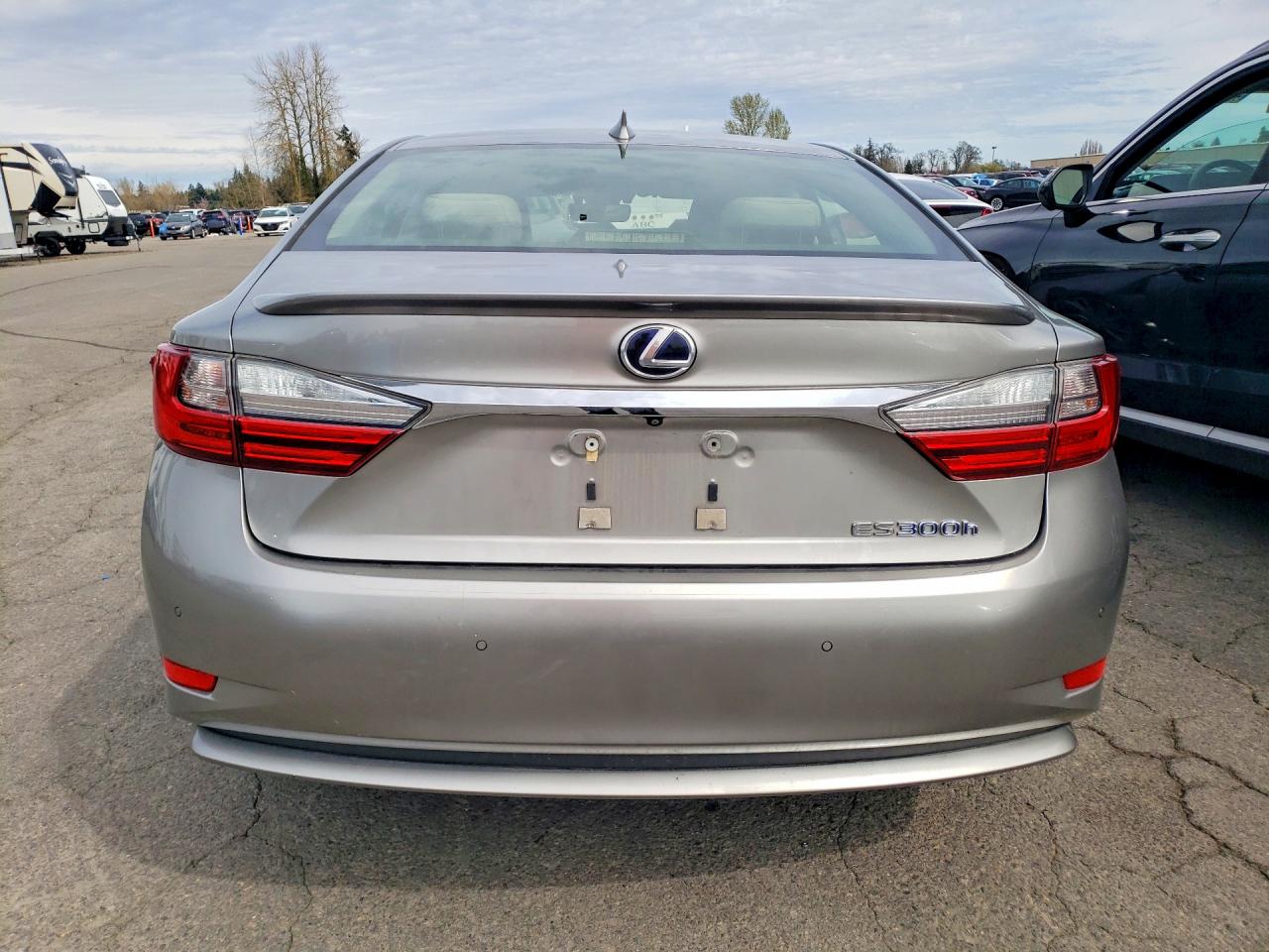 LEXUS ES 300H 2018 — 7