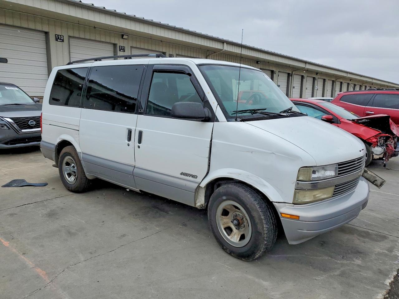 CHEVROLET ASTRO 1999 — 5