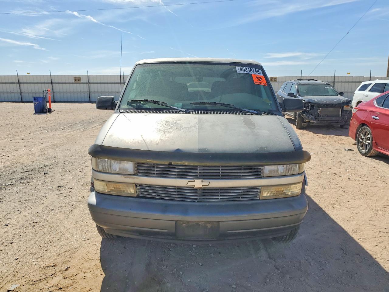 CHEVROLET ASTRO 2000 — 6