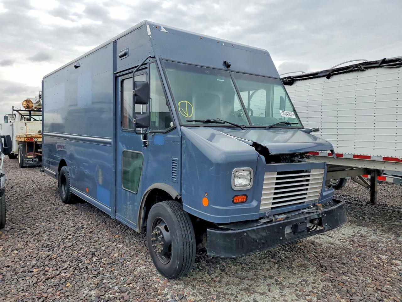 2020 FORD F59
