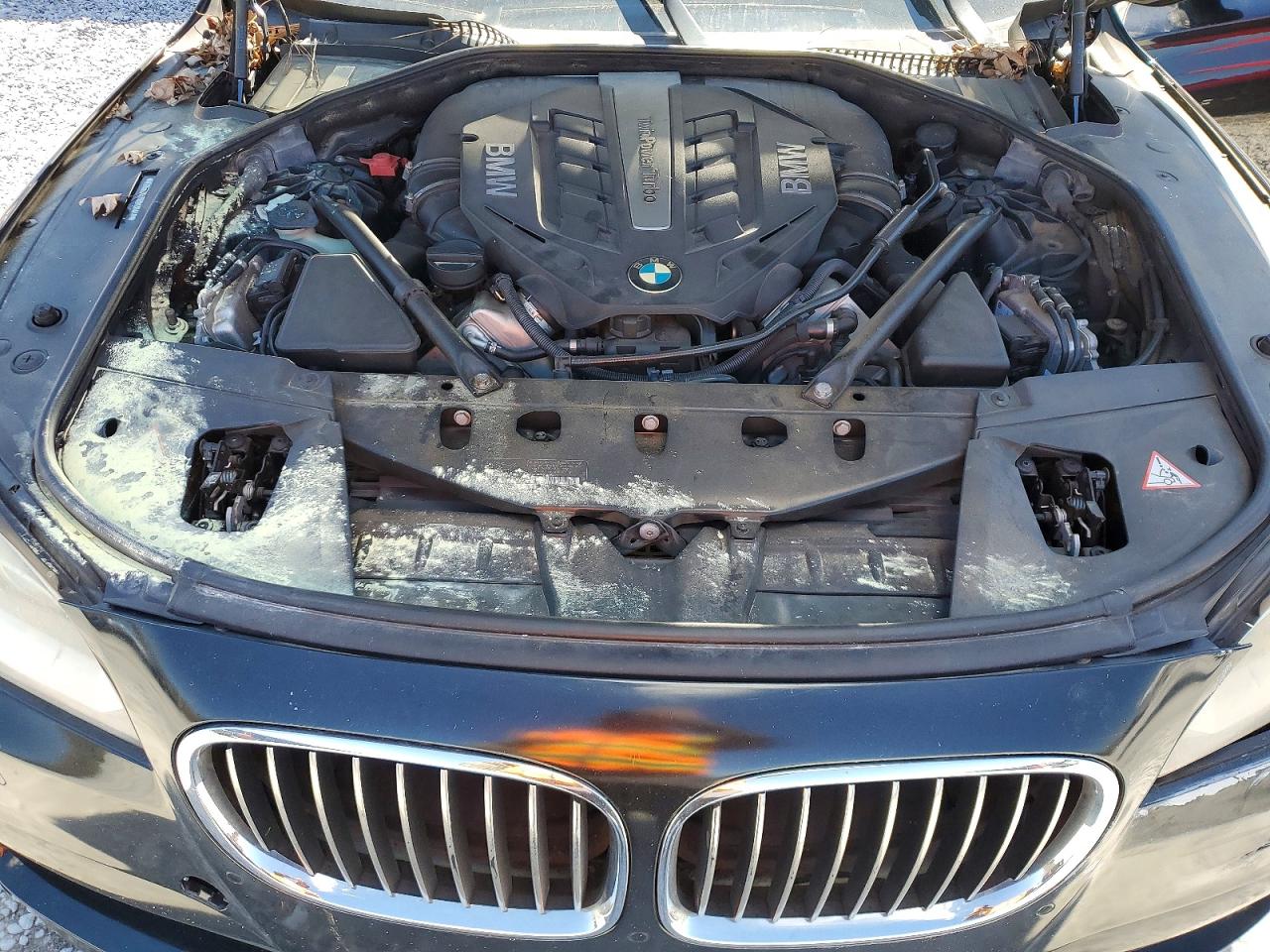 BMW 750 2014 — 12