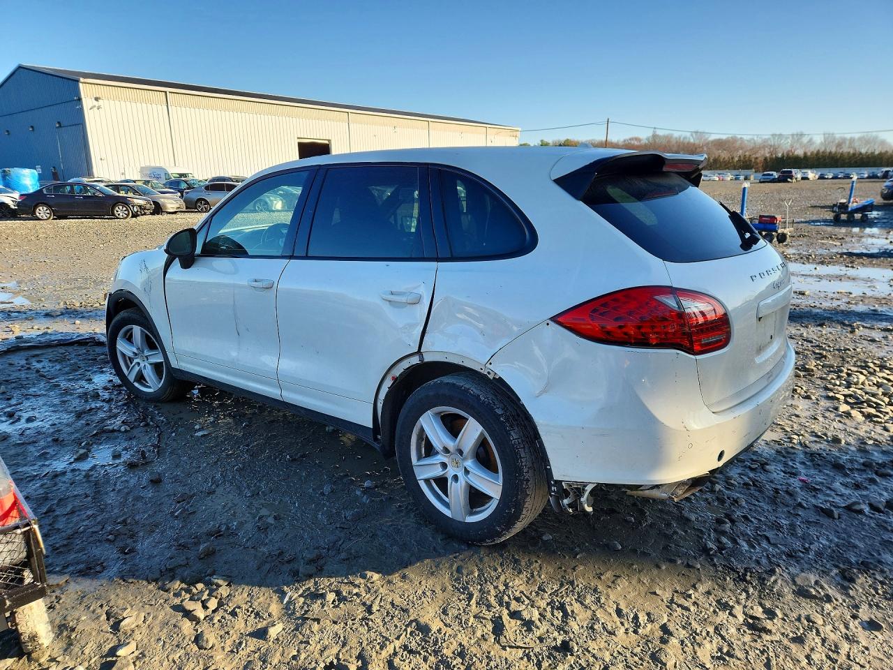 PORSCHE CAYENNE 2012 — 3