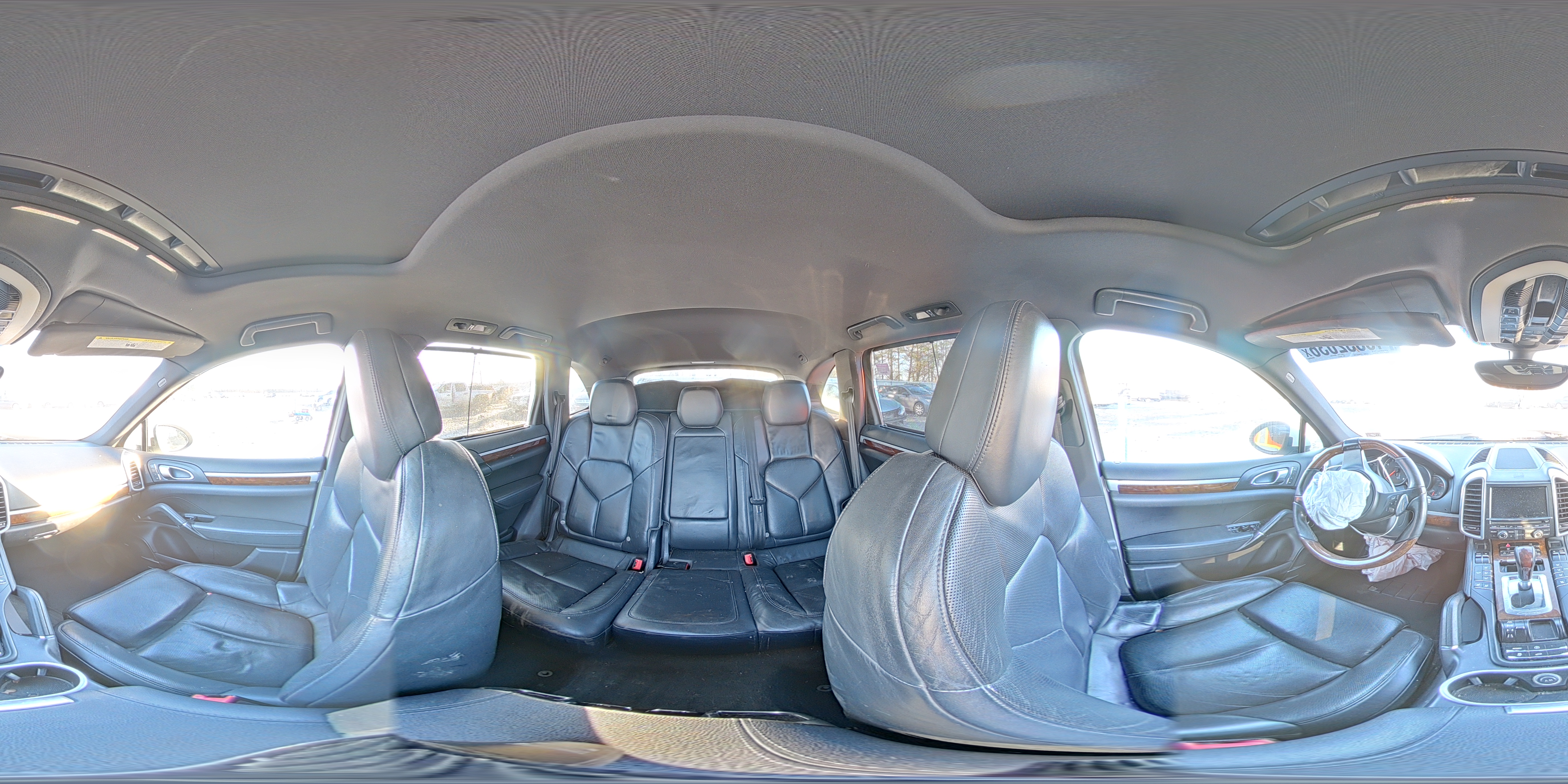 PORSCHE CAYENNE 2012 — 15