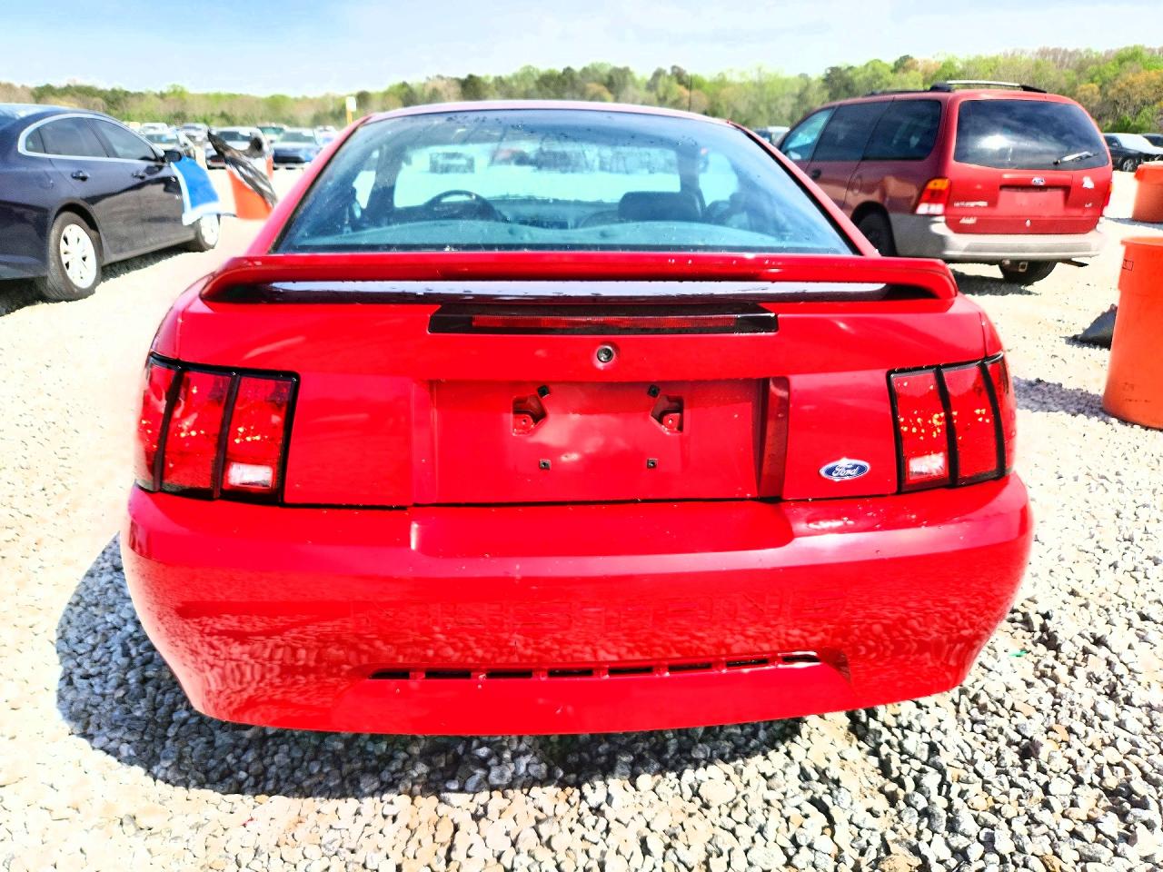 FORD MUSTANG 2000 — 7