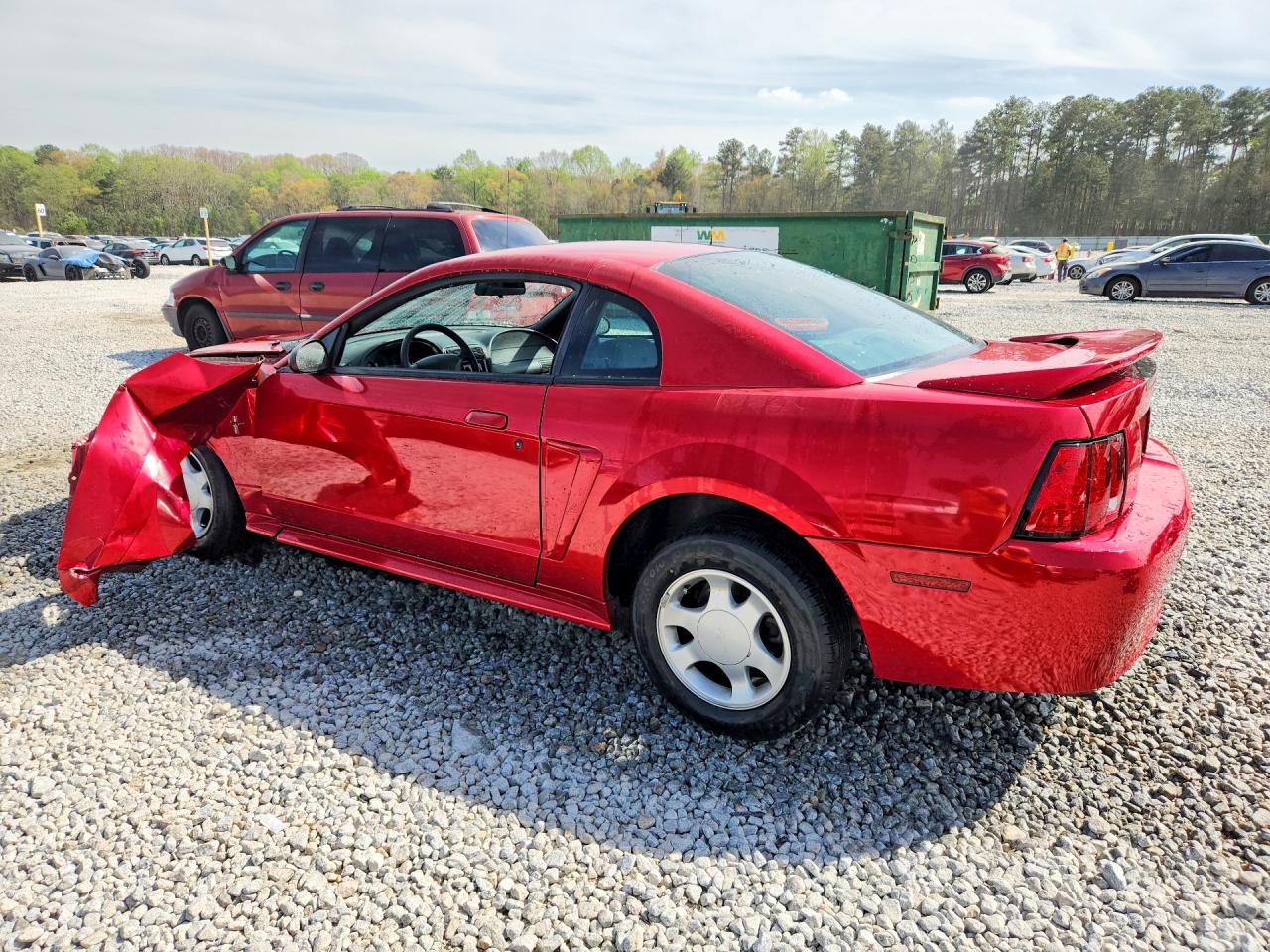 FORD MUSTANG 2000 — 3