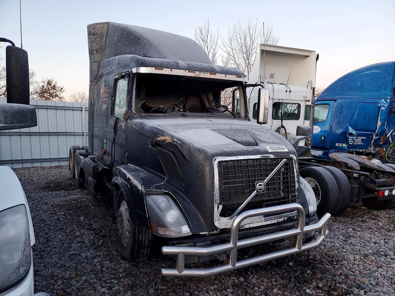2007 VOLVO VN VNL