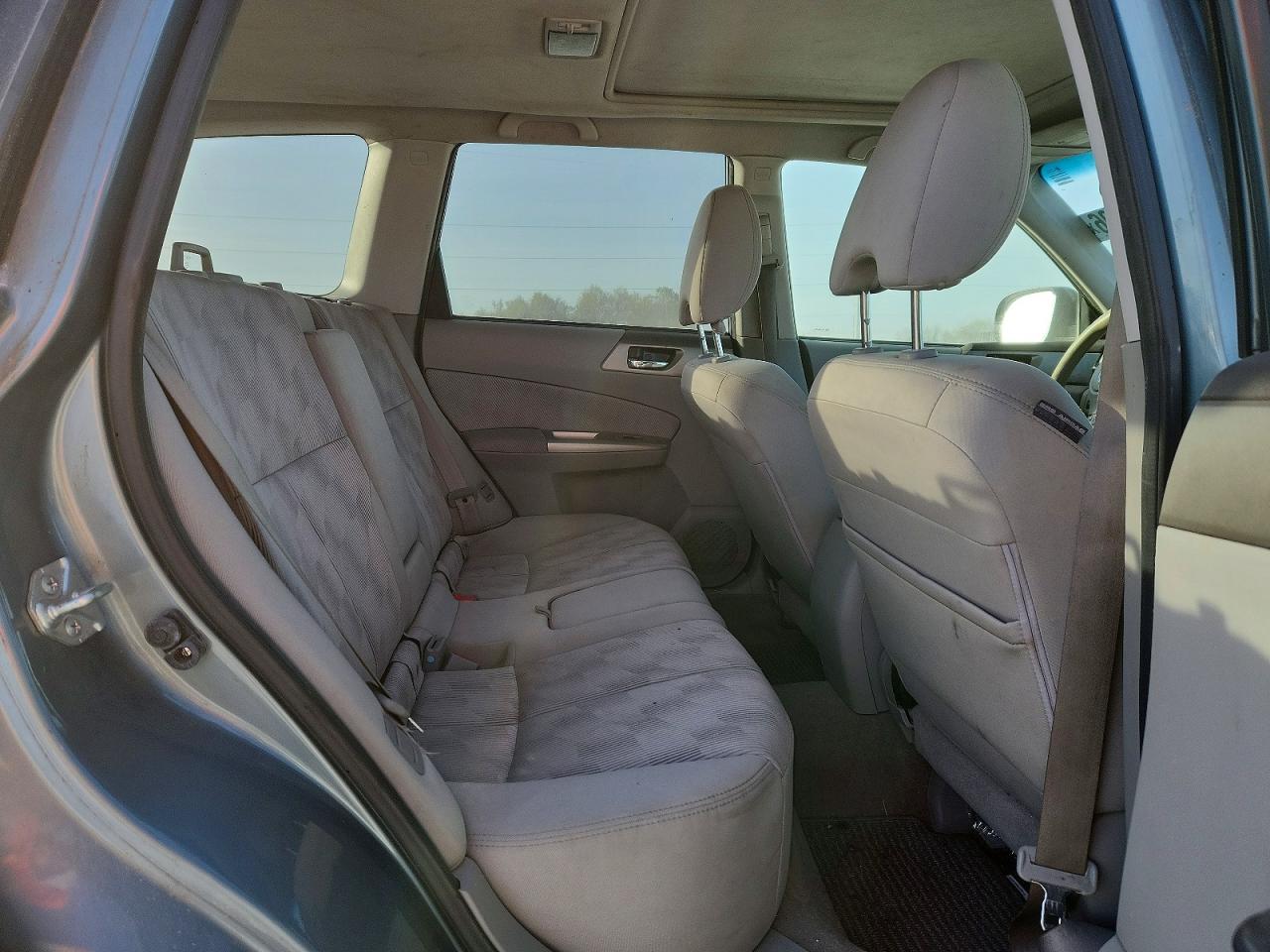 SUBARU FORESTER 2009 — 12